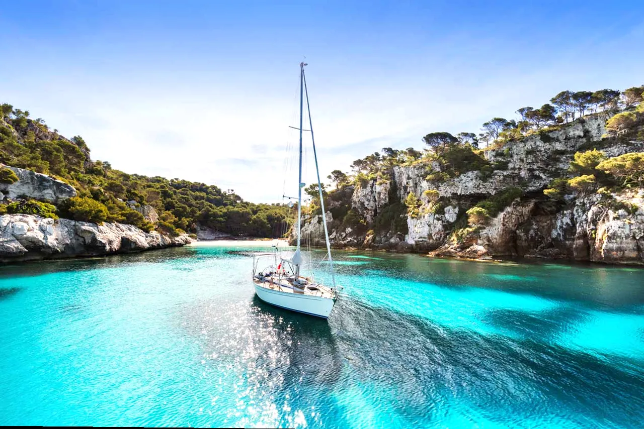 alquiler de barco sin licencia en Palamós, Cataluña