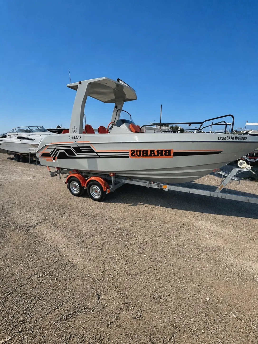 Barco disponible para alquiler en Palamós, Cataluña